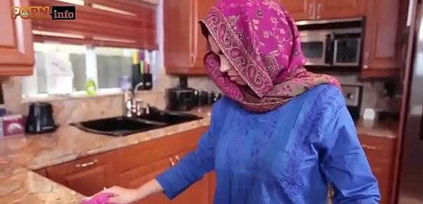  Hot Arab Hijabi Muslim Gets Fucked by man XXX video Hot